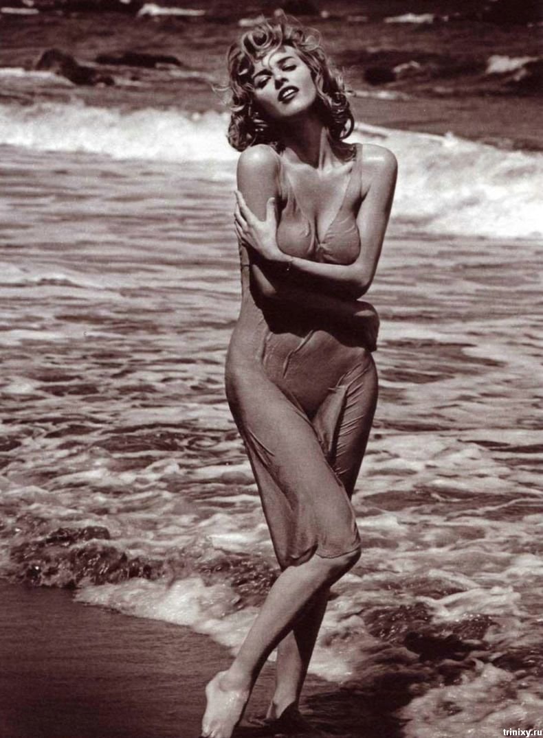 Eva Hergigov in the youth nude