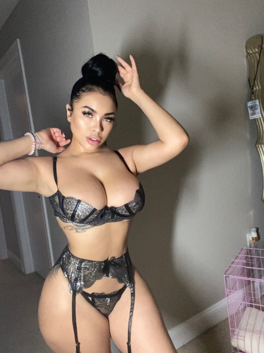 Destiny Sky (56 photos)