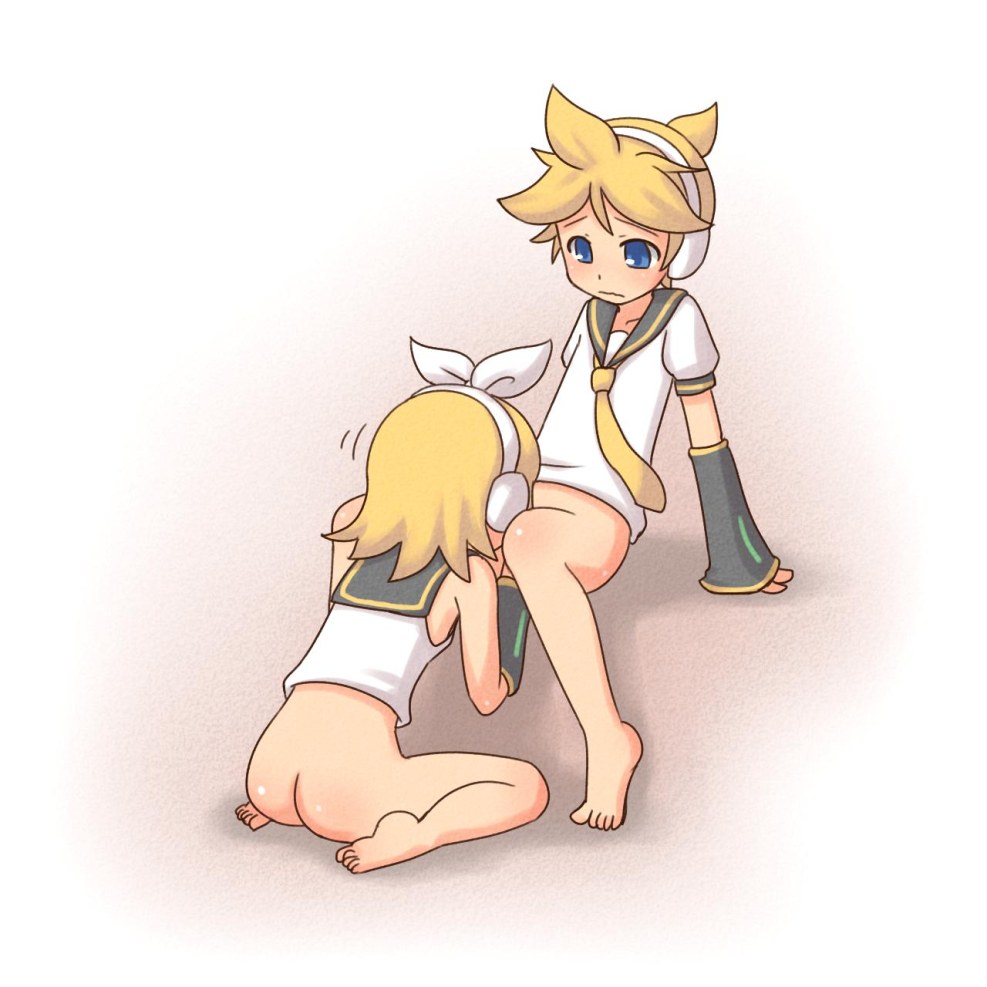 Kagamine and Mick Hentai
