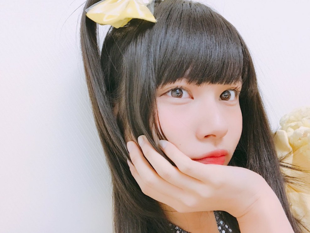 Candidall model Hannah in pantyhose