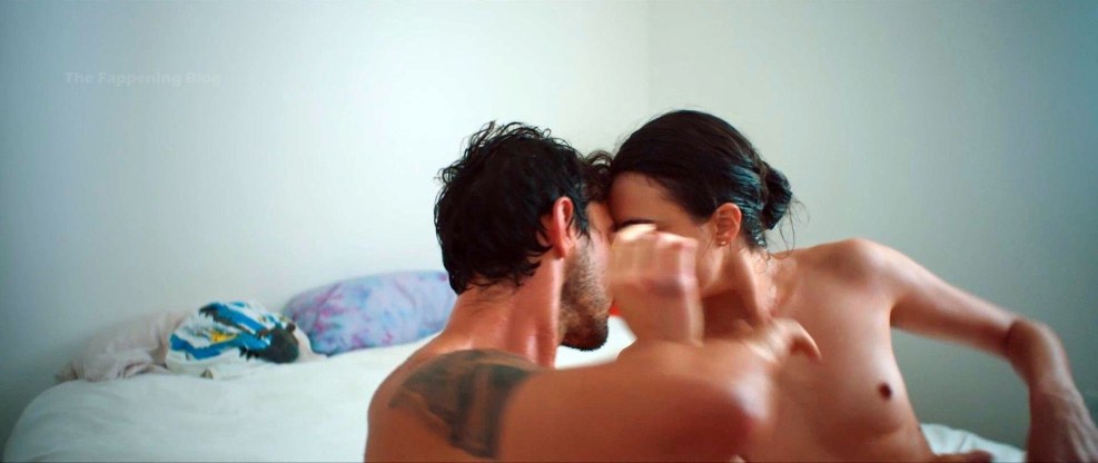 Comes out completely naked out of the water