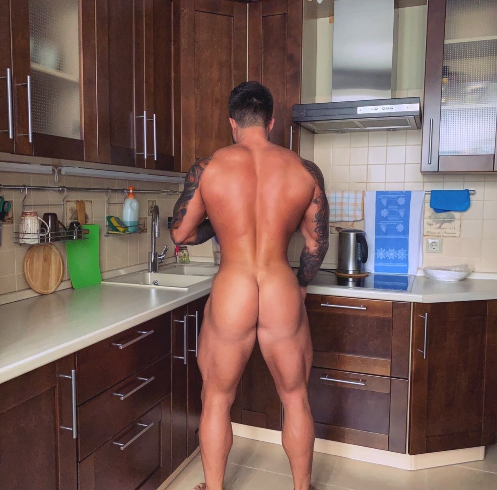 Maxim Barming Gay Porn