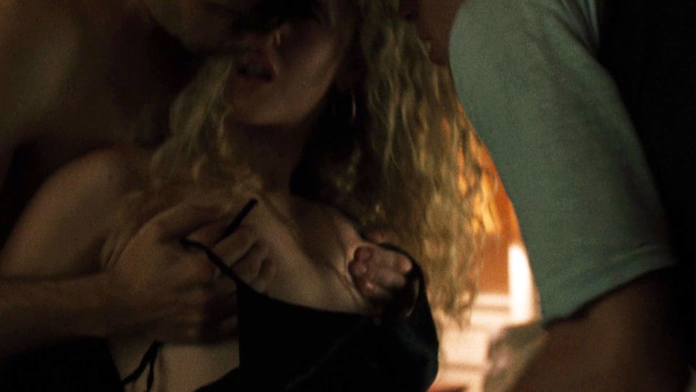Juno Temple Naked in Cinema