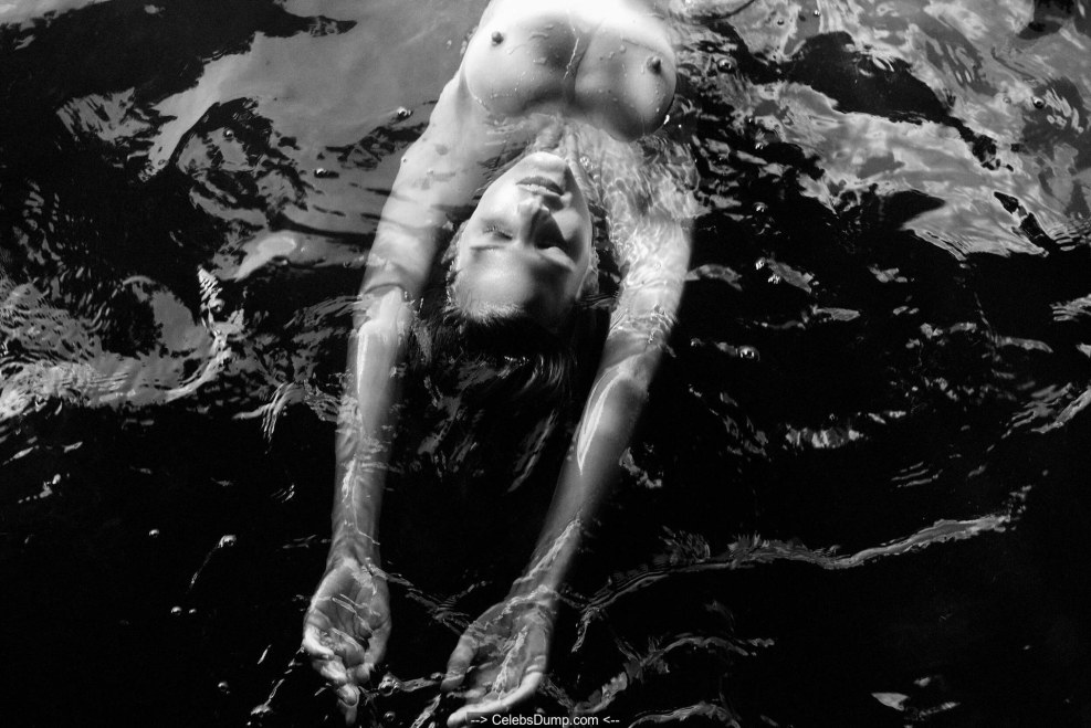 Slender Hanna Pornstar