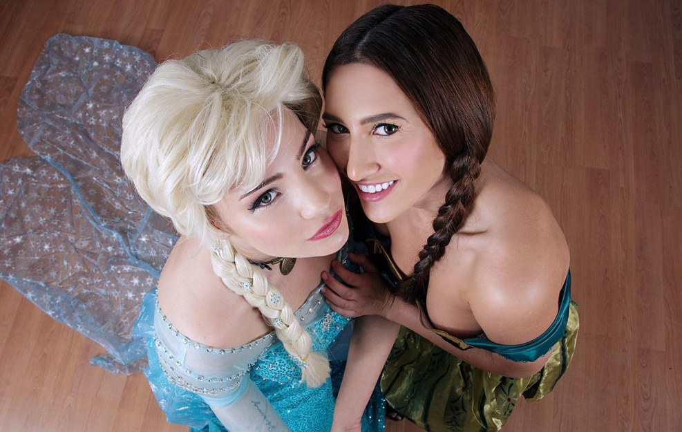 Cold heart cosplay masturbation