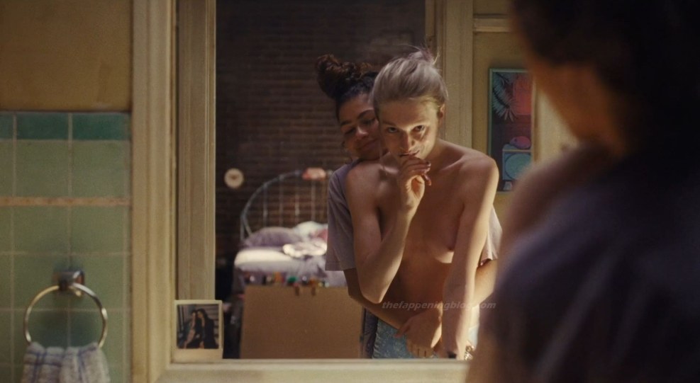 Hunter Shafer Naked Euphoria