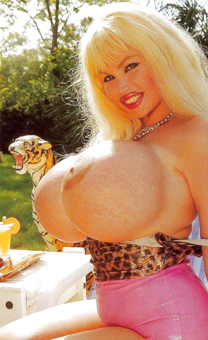 Lola Ferrari - Legalporno - Assfucked, DP, Piss Drinked