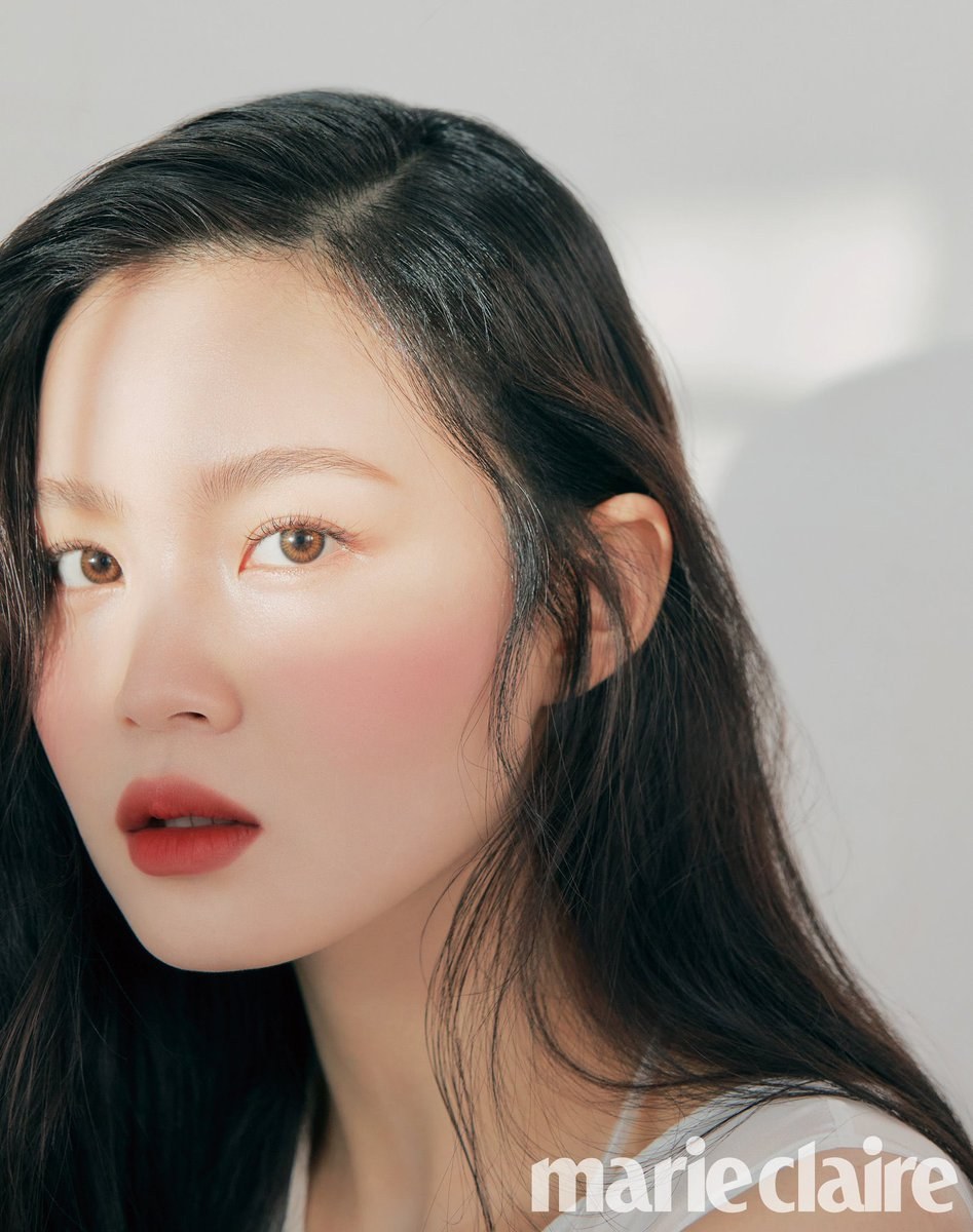 Capsule of the Casual Priestess Aishi