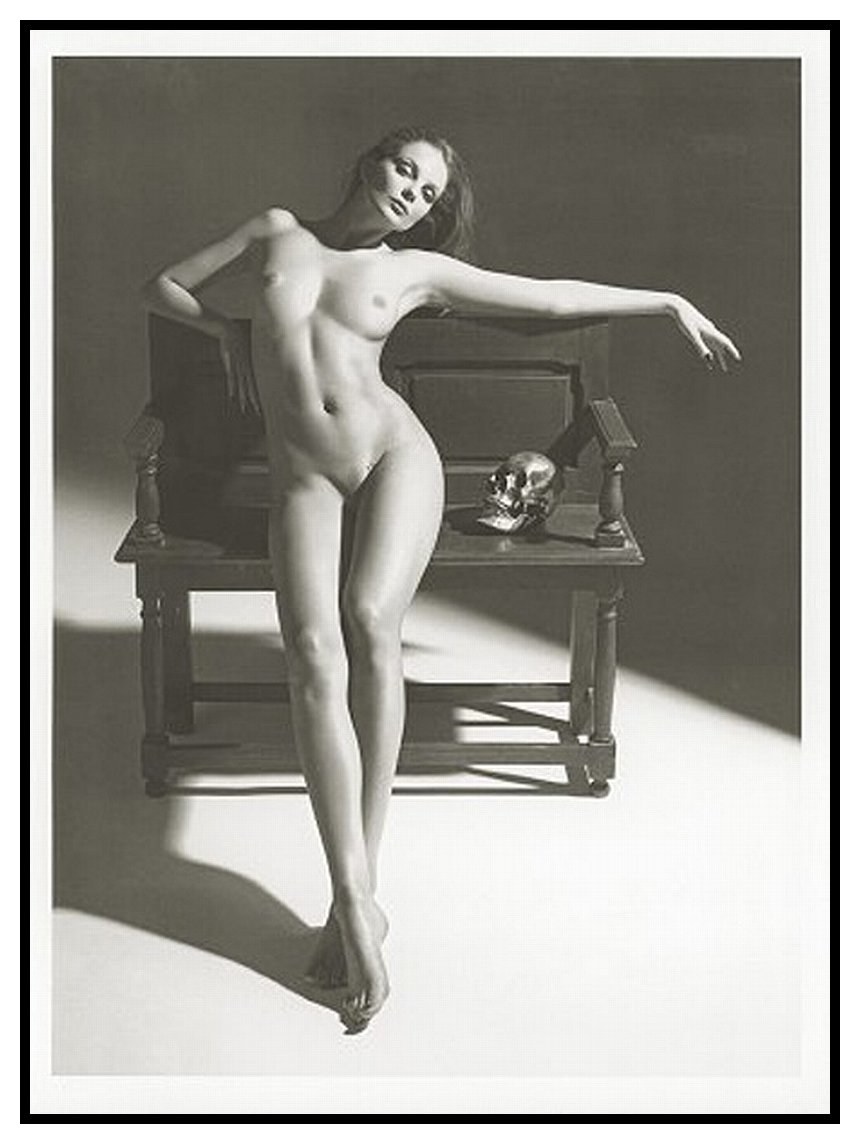 Einiko Michael nude18 +