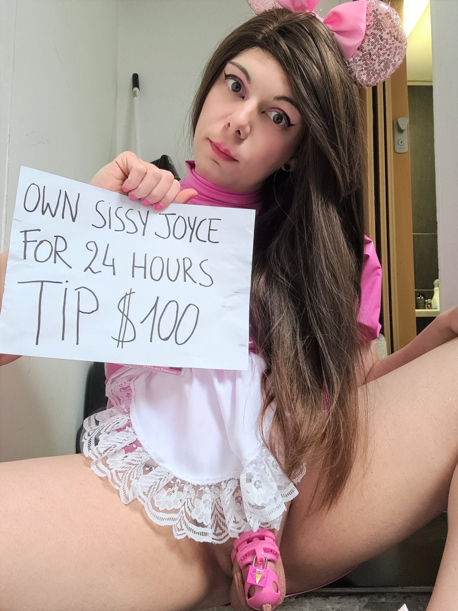 Girl straponit Sissy