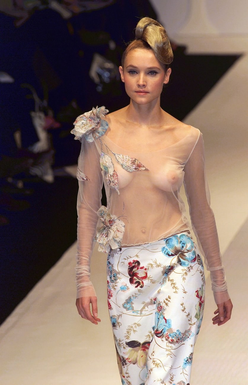 Hussein Chalayan Naked Fashion