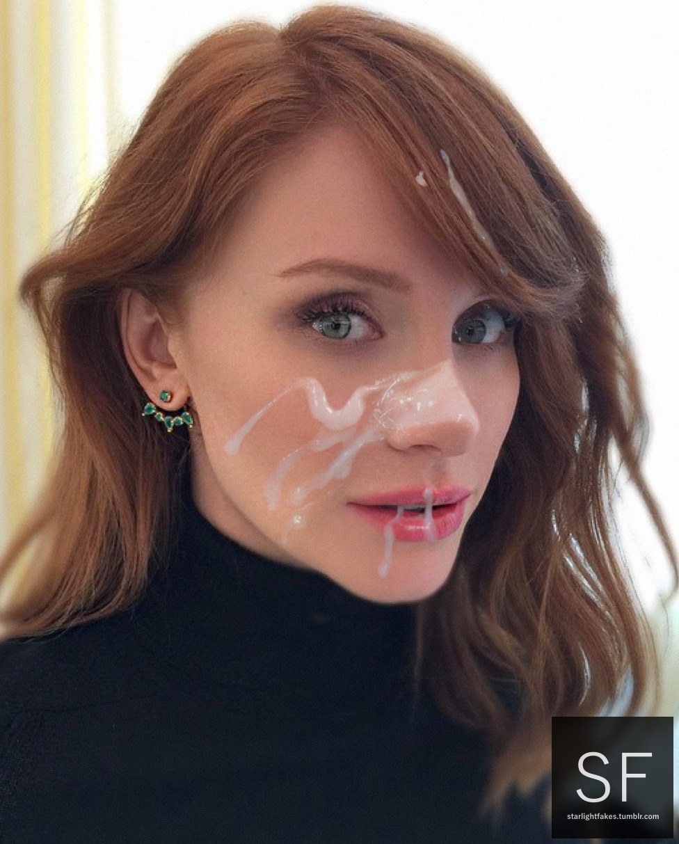 Bryce Dallas Howard Tits