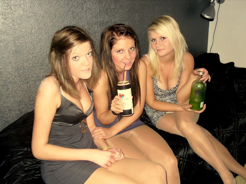 Self-rail girls 14 years