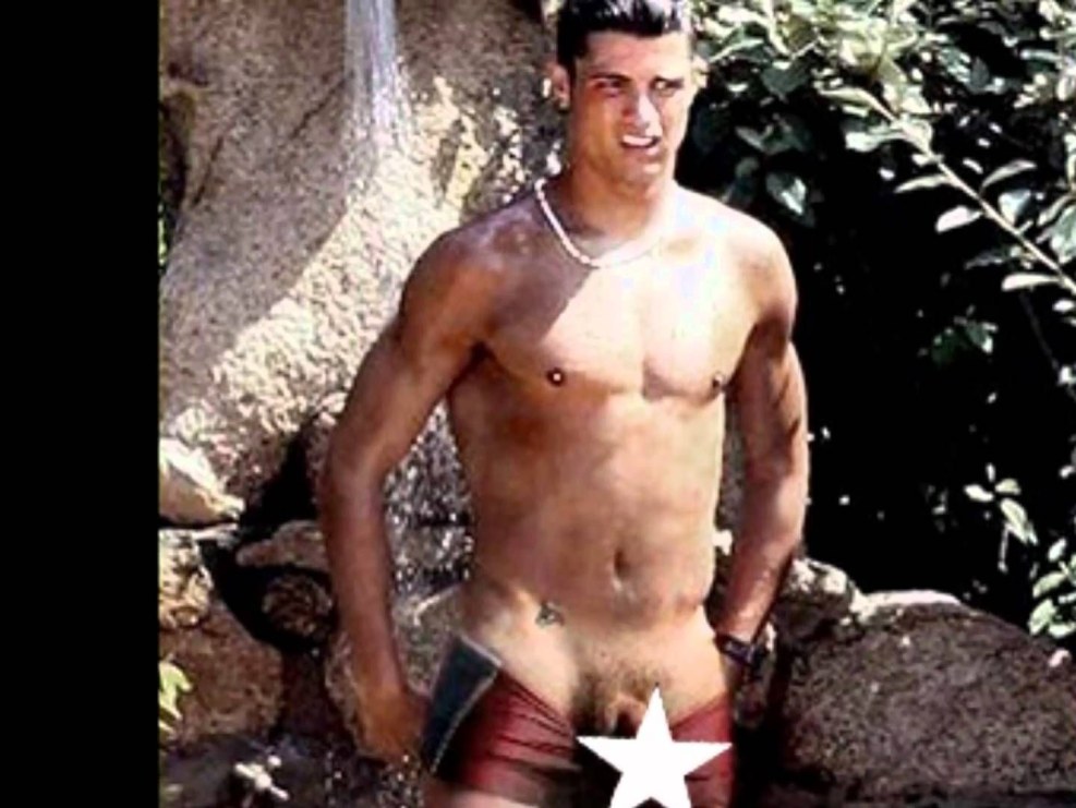Naked Christiano Ronaldo