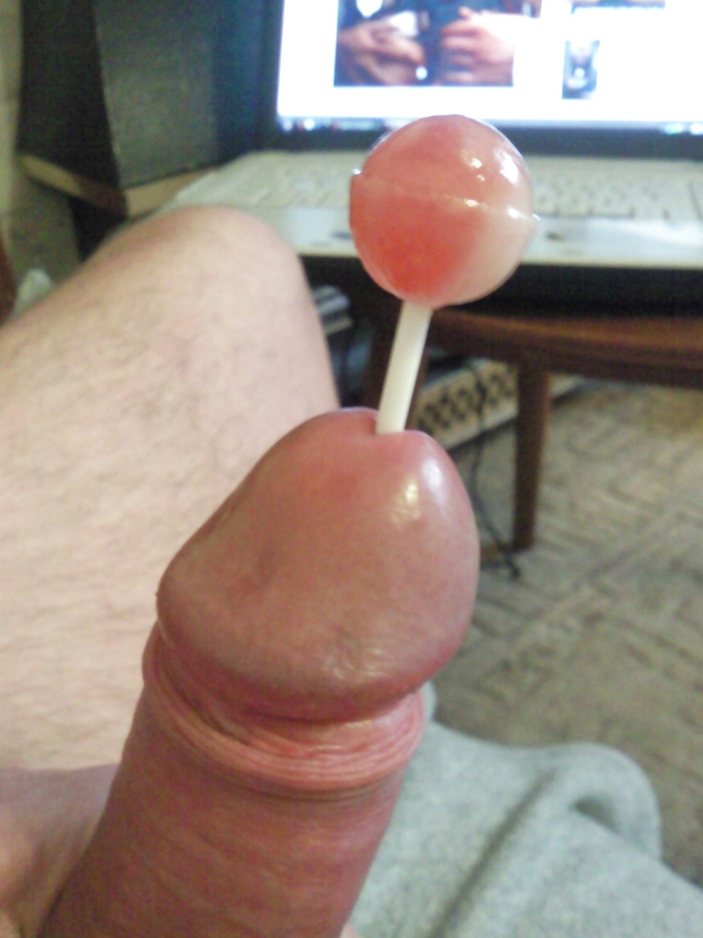 Sadi pop and a huge dick