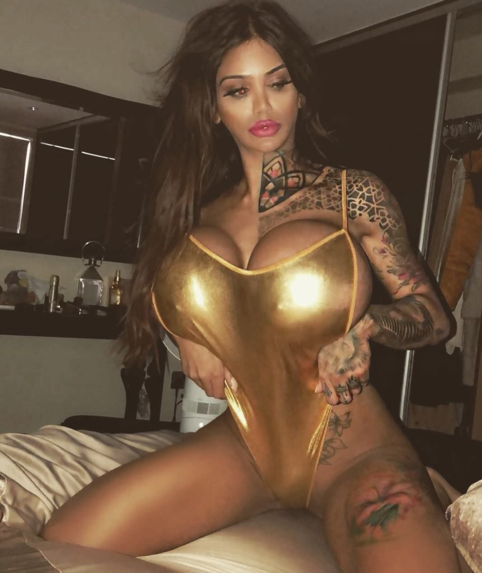 Valentine Rose Masturbation