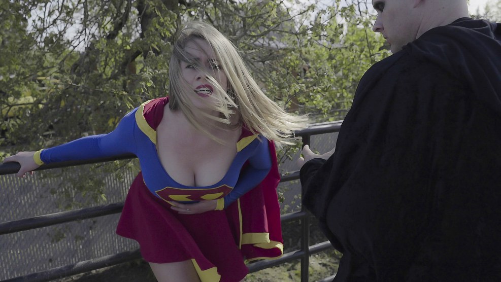 Superheroine The Battle For Earth - Solaria Captured