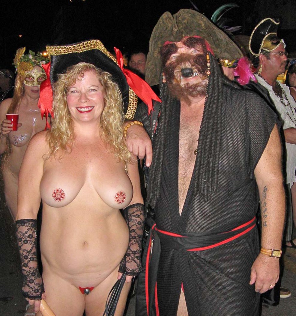 Lady Gina Barbara Fantasy Fest Milf