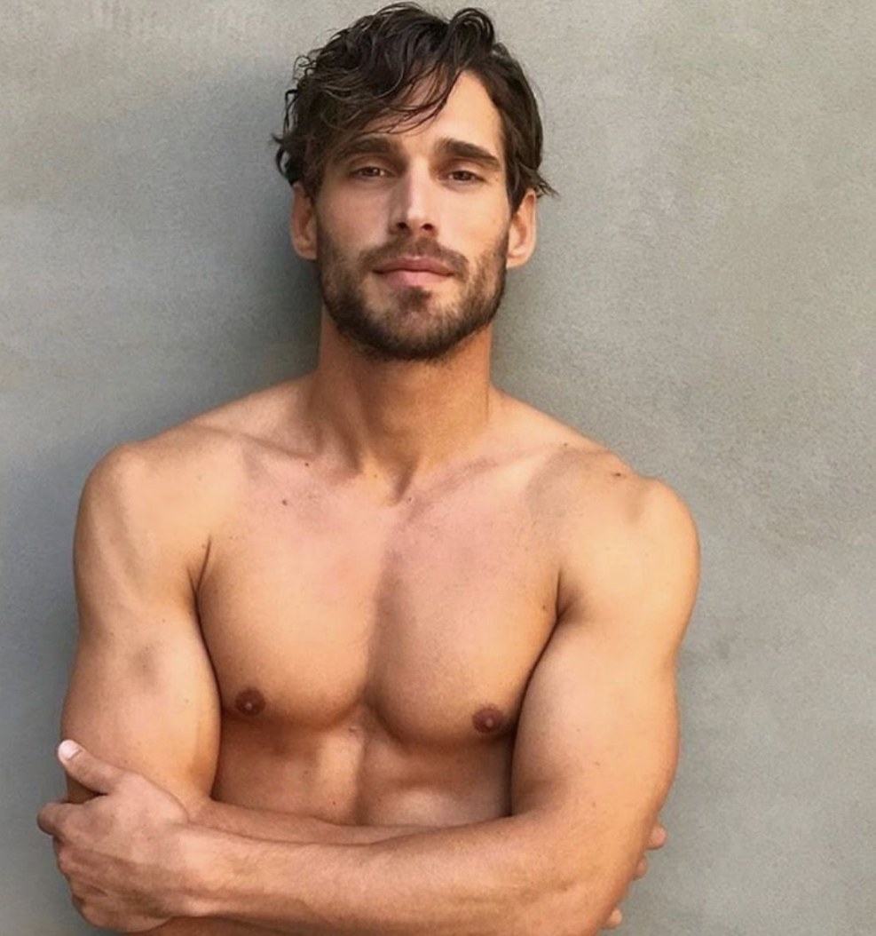 Mariano Gonzalez naked