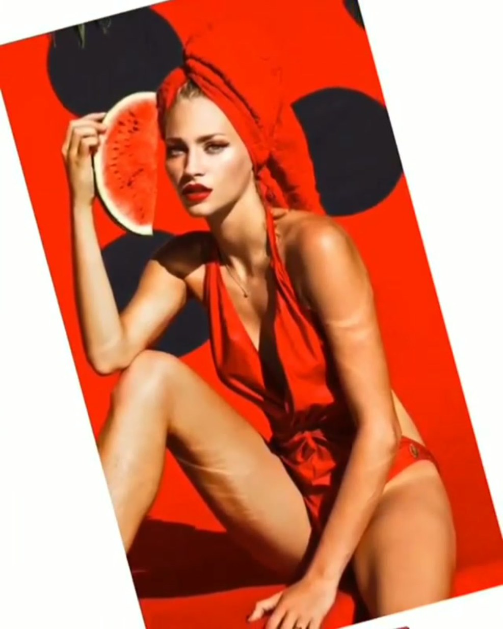 Giantess Katelyn Feet