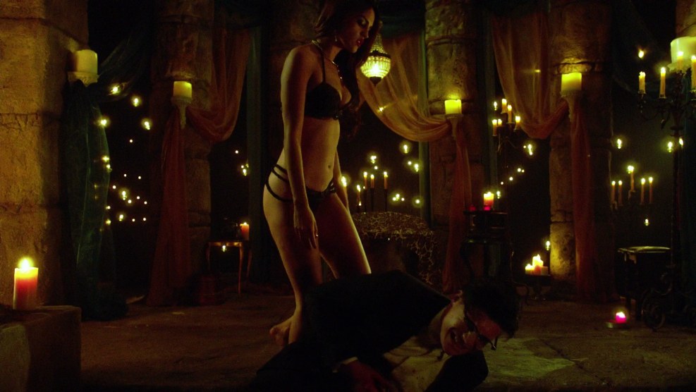 Aisa Gonzalez bed scenes in the film