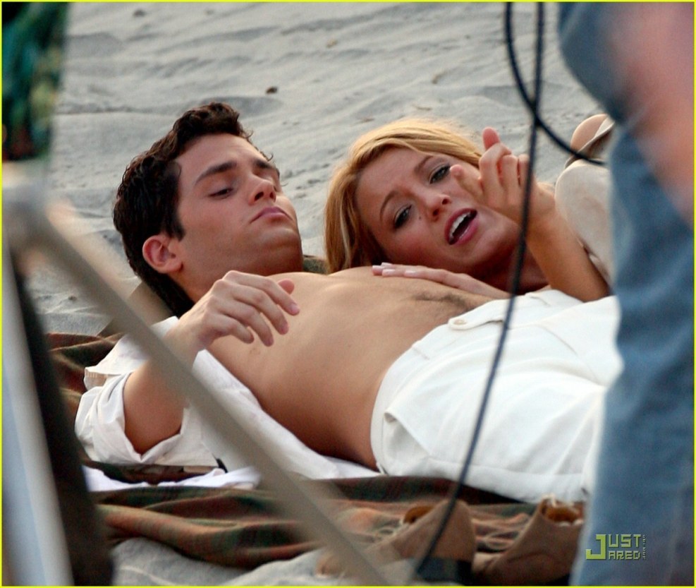 Serena Van der Woodson Shopping