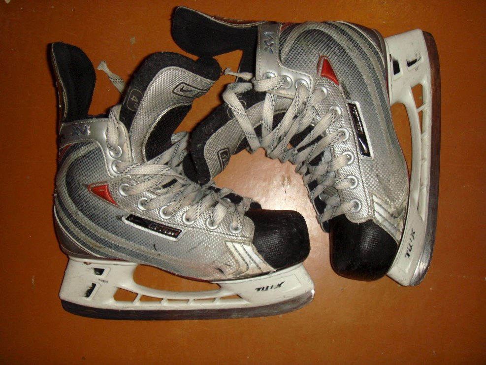 Bauer flexlite hockey skates 2.0