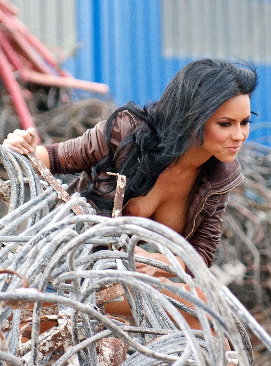 Inna (Elena Apostolyan Romania)