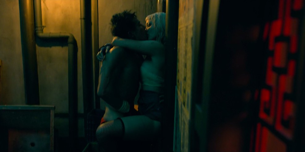 Pom Clementeffe Naked Black Mirror