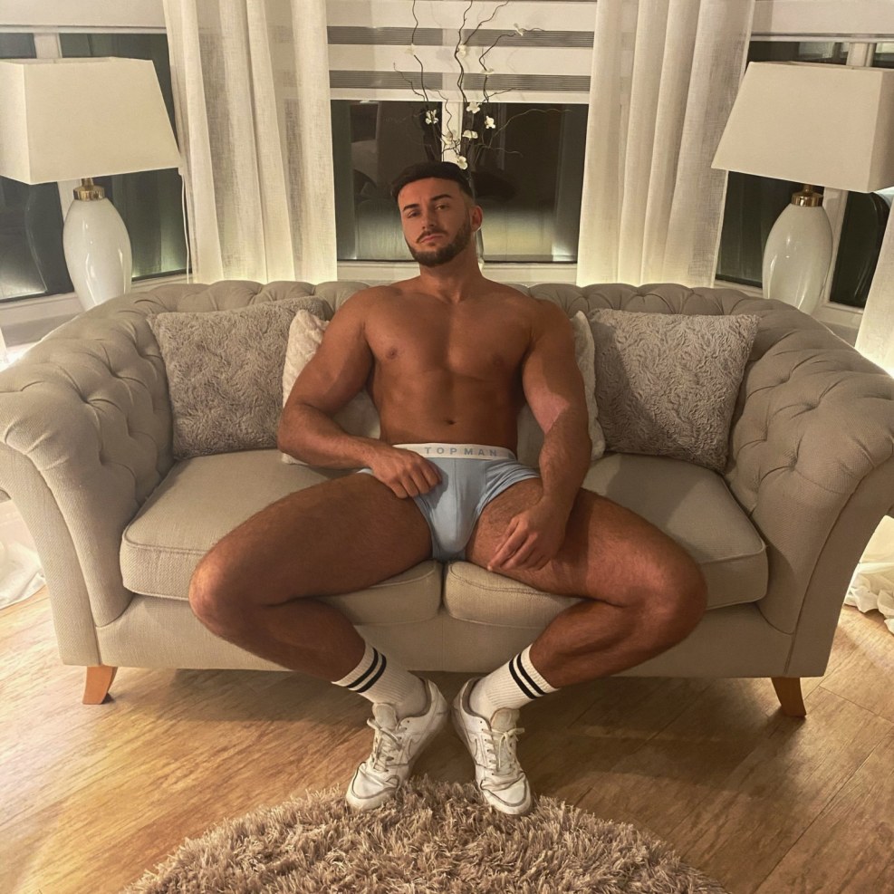 Jake Herbert Naked photos