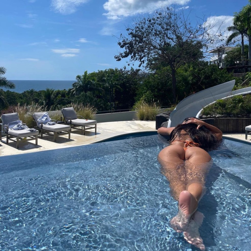 Small Cocks Fucking Lovely Trimmed Bush Pussies