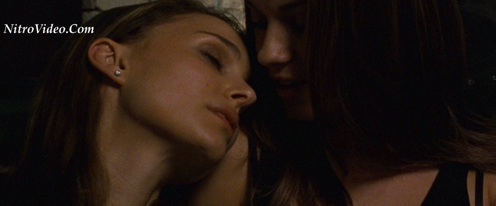 Black swan room Nina