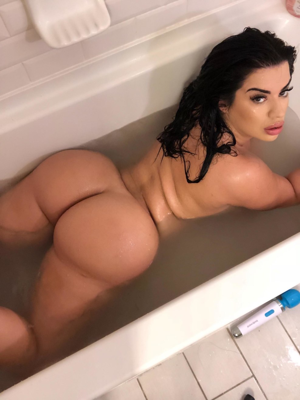 Pornlondon Andrives Strela Kat Lissa Aires Nat Foxx