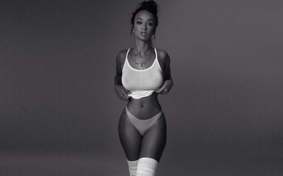 Naked actress Ashley Green