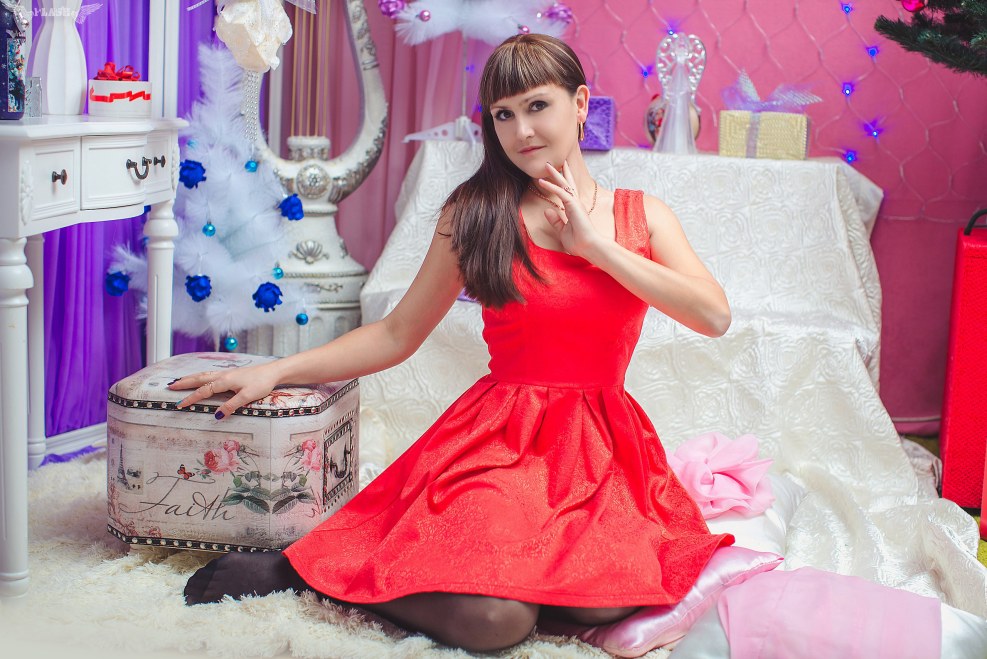 Dragging girls of social networks