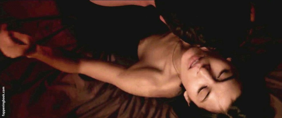 Josephin de la Baum Naked