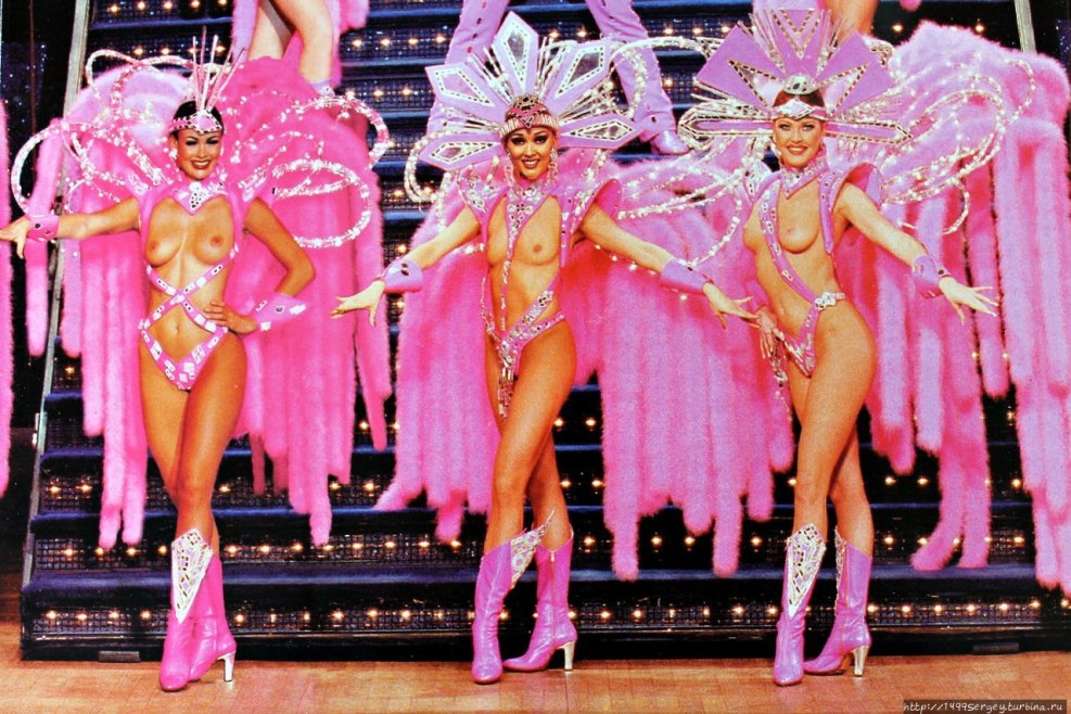 Kabare Moulin Rouge +18