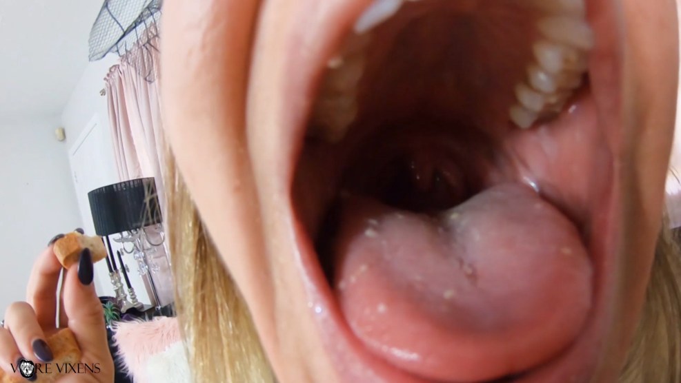 Giantess Diana Vore Hentai