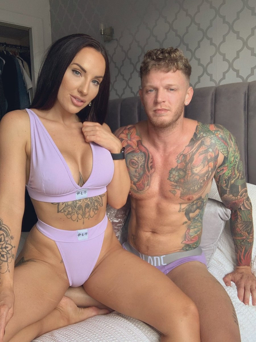 Lesbian office temptations