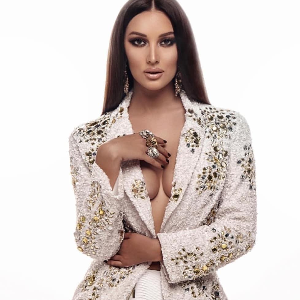 Girl in tattoo night