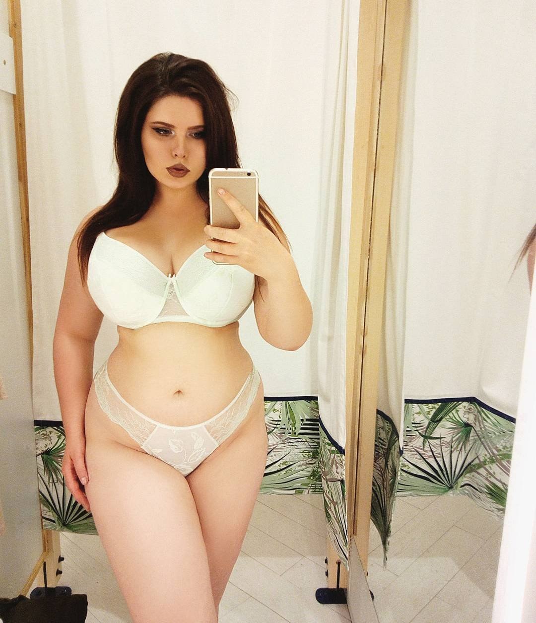 Anna bernadina. Анна Бернадина Plus Size. Модель плюс сайз Анна Бернадина. Anna Bernadina 2020. Модель XL Анна Бернадина.