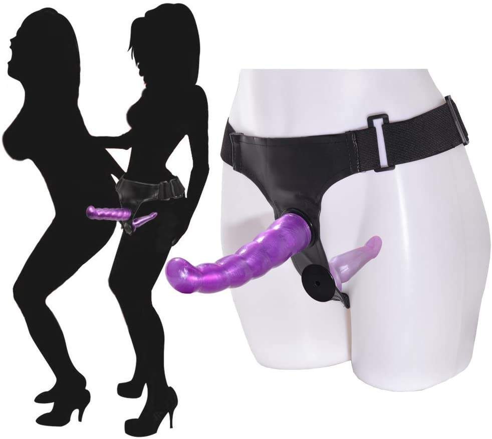 Women's panties with phallus