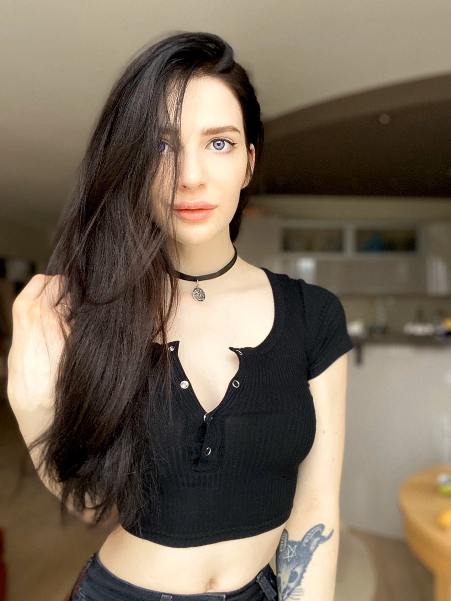 Reislin only fans onlyfans plums