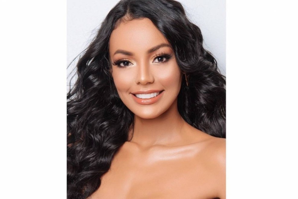 Matura Milf Feyssitting