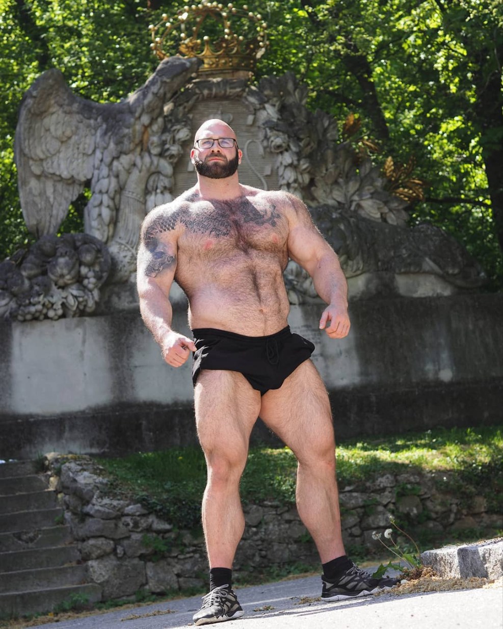 Abril Gerald Anal Cholov