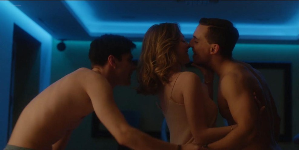 Esther Esposito Naked elite