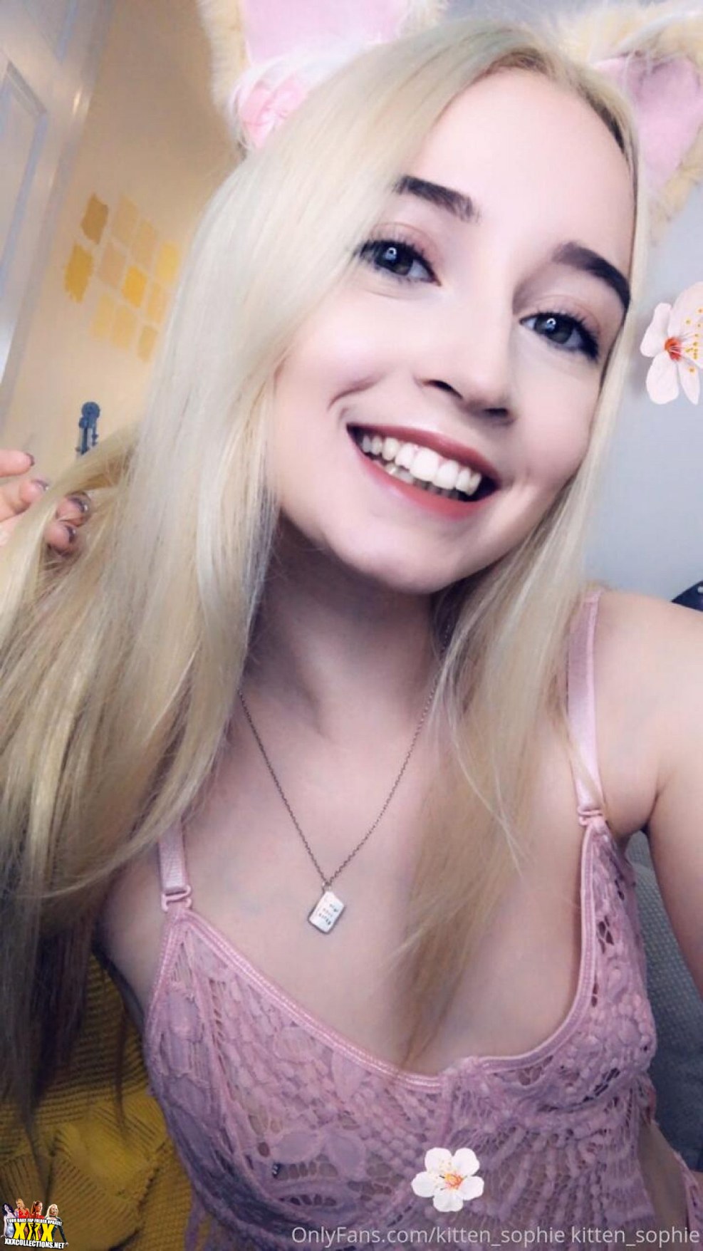 Schoolgirl in the underwear selfie