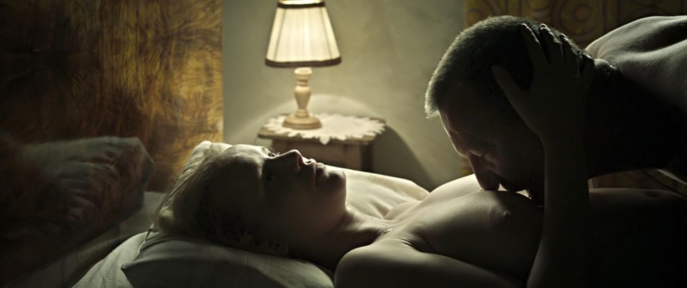 Alison Elizabeth Pill Naked