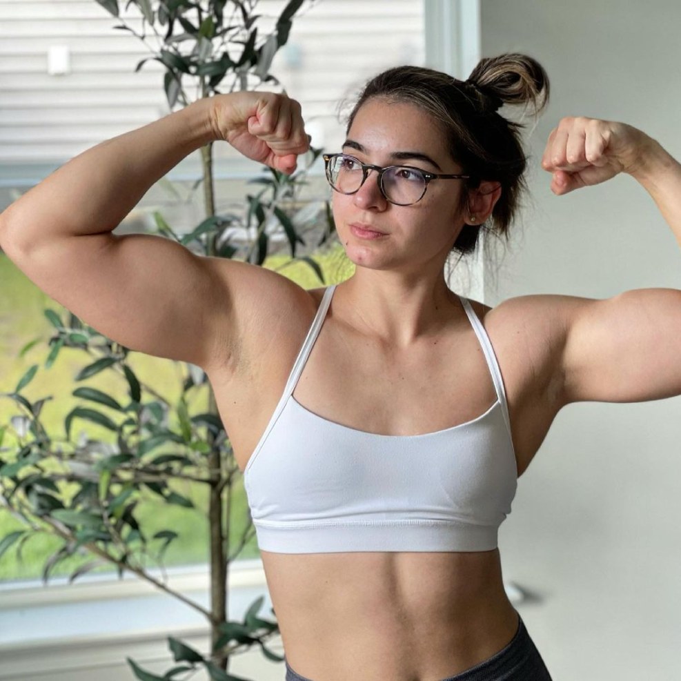 Gymnastics in bikini video