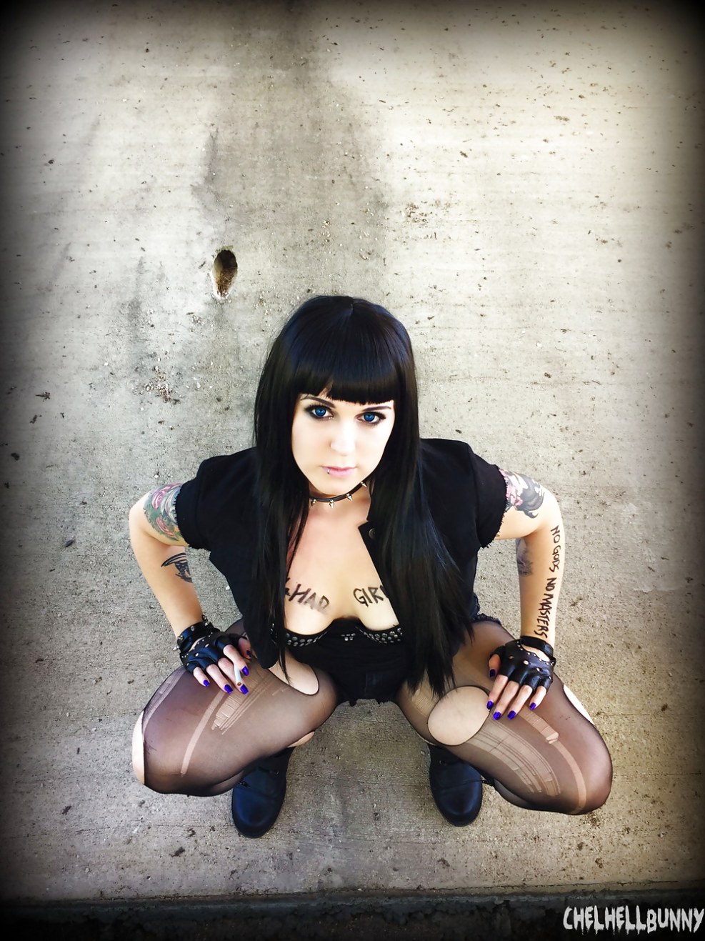 Nude cosplay with big booty